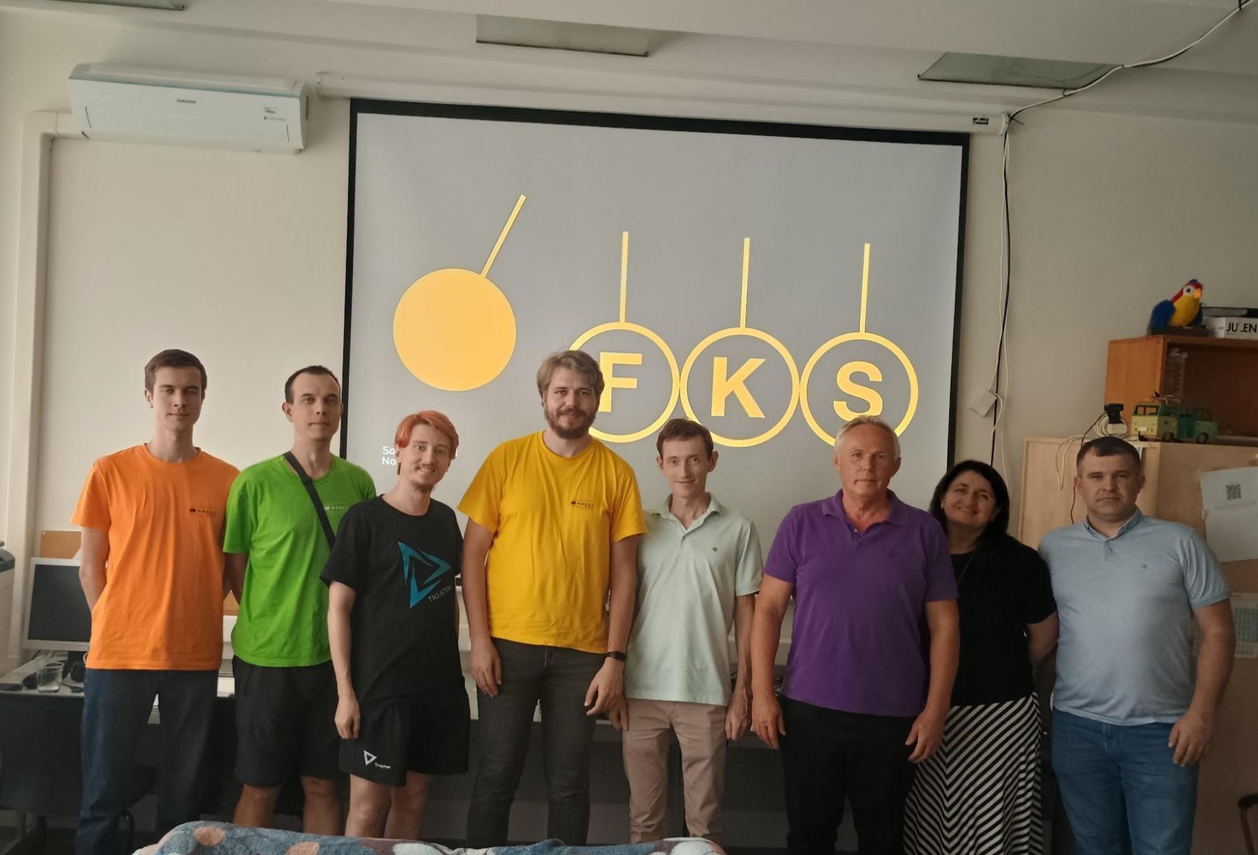 V4 Informal Education